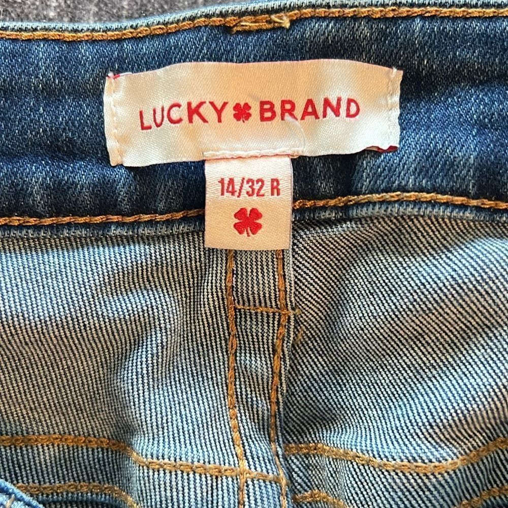 Lucky Brand Low Ride Flare Jeans. Size 14/32R - Picture 11 of 15